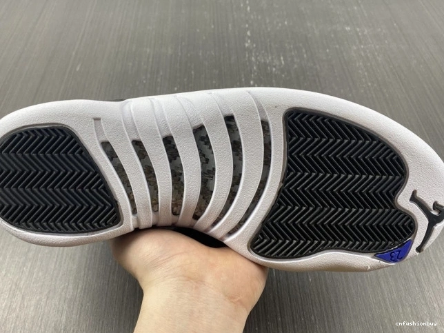 AO6068-004 Hyper 12 Air Jordan Royal WMNS 1031